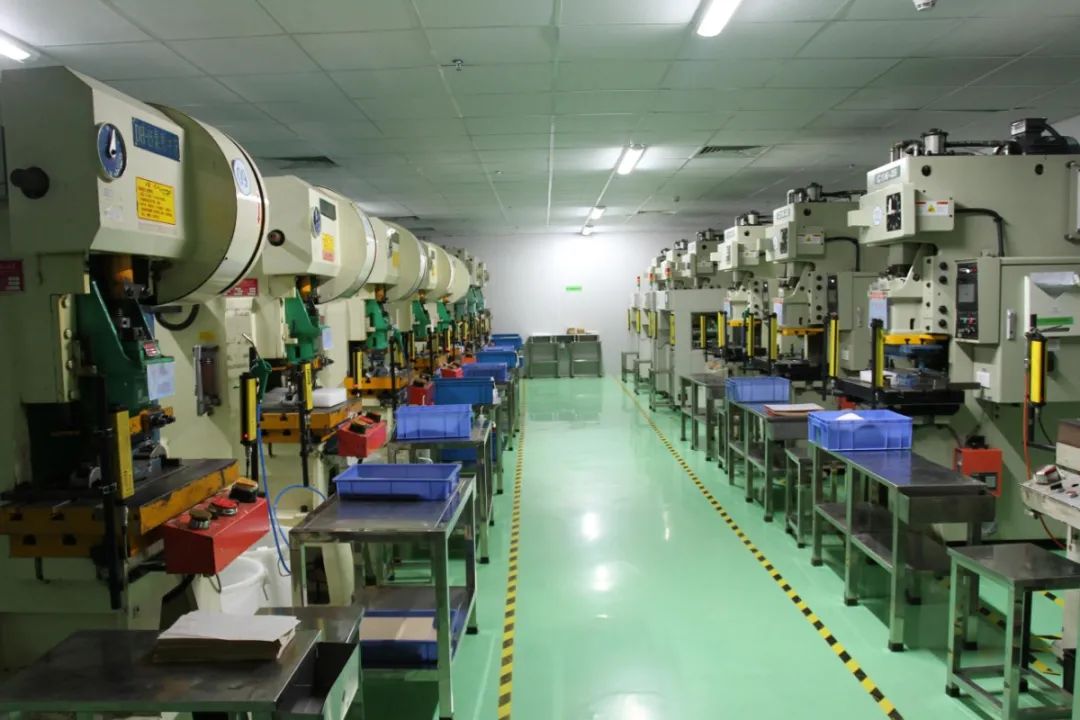 五金加工廠有機(jī)廢氣異味控制，Dejing的凈?除臭劑如何做到？.jpg