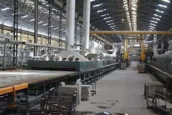 陶瓷廠廢氣惡臭讓人苦不堪言，Dejing的凈?除臭劑幫助企業(yè)達標排放！.jpg