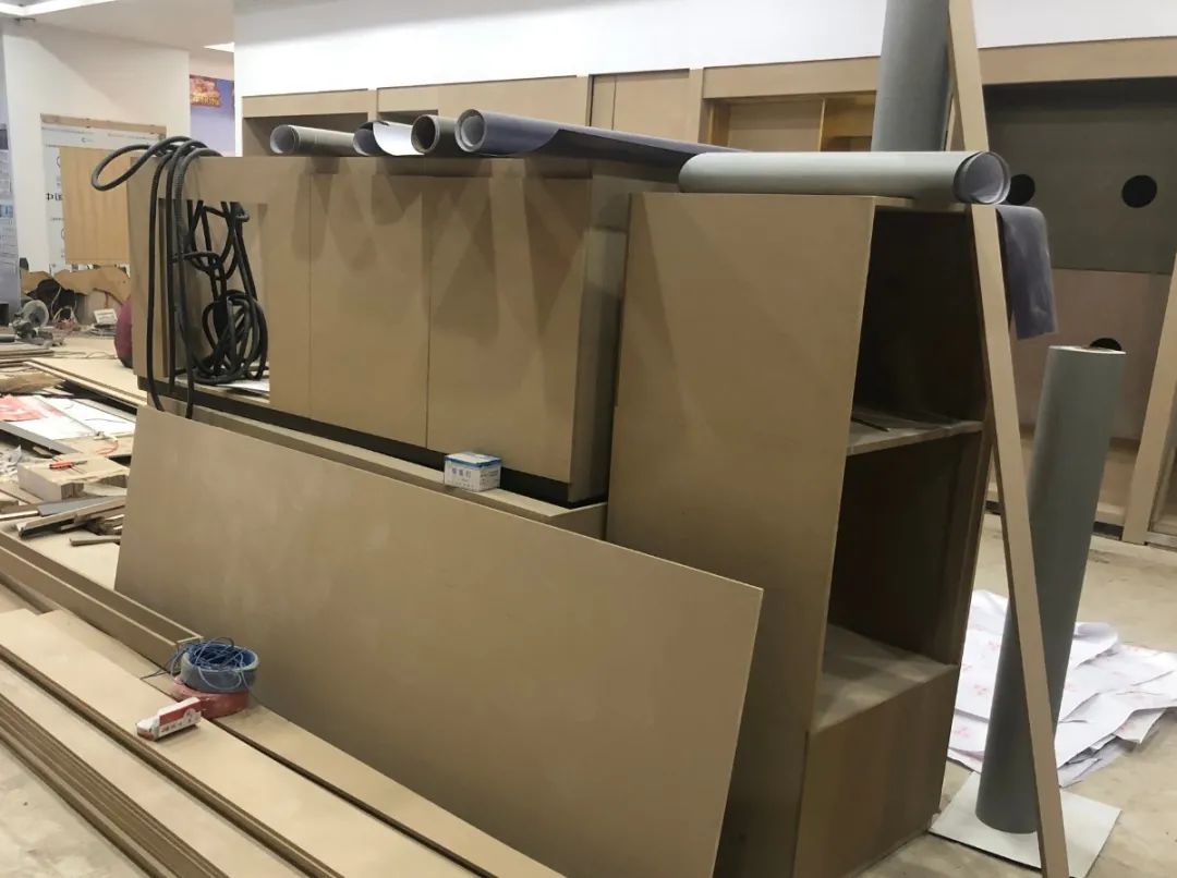 木質(zhì)建材、木質(zhì)家具制造業(yè)釋放大量臭味，的凈除臭劑快速分解除臭！.jpg