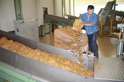 煙草加工異味廢氣危害大，快速除臭就用Dejing的凈除臭劑！.jpg