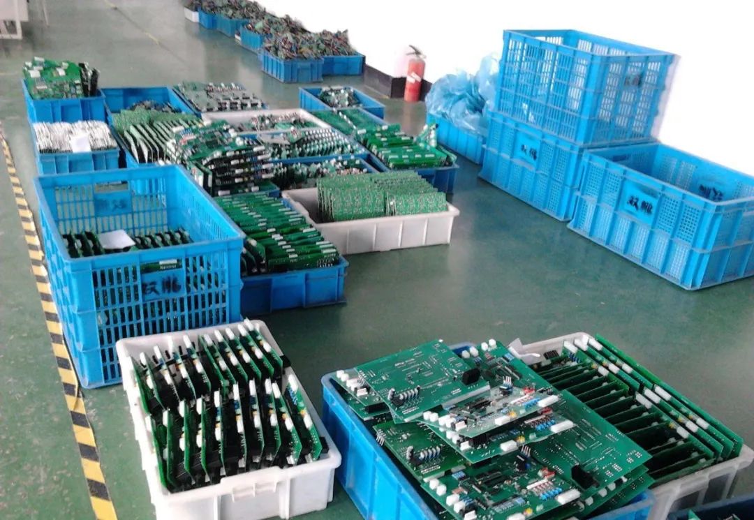 電子工業(yè)廢氣VOCs污染如何治理？的凈-異味控制劑還原綠色健康呼吸！.jpg